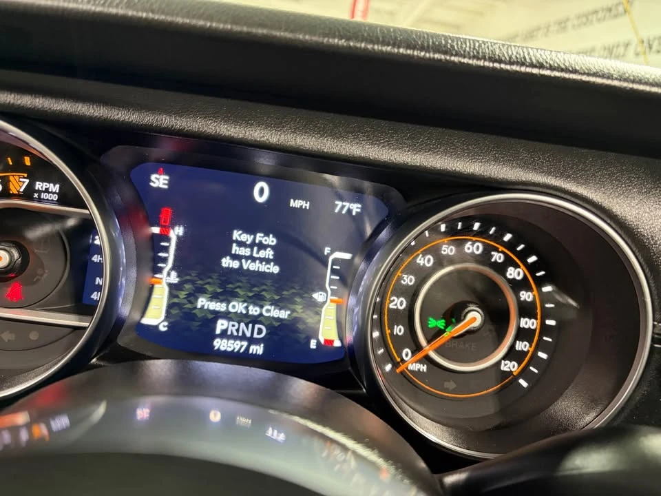 2021 Jeep JT Gladiator - Image 11 of 12