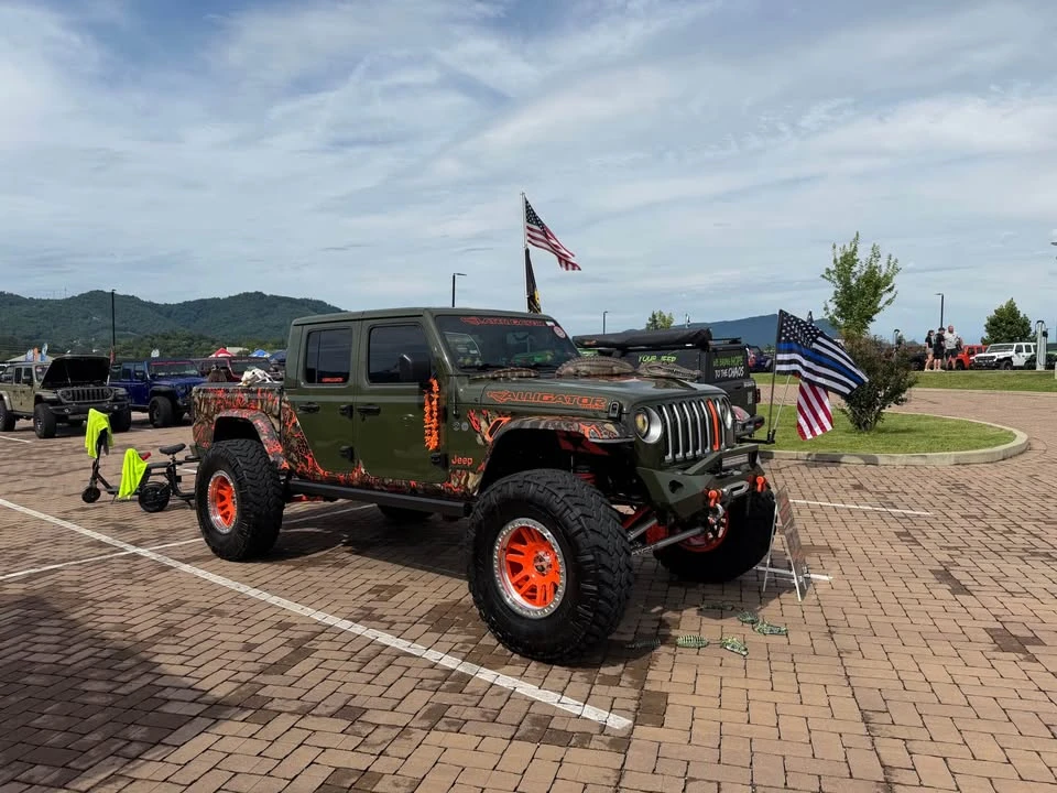 2021 Jeep JT Gladiator - Image 15 of 16