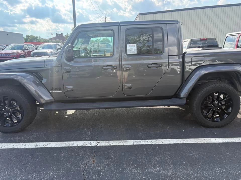 2021 Jeep JT Gladiator - Image 3 of 17