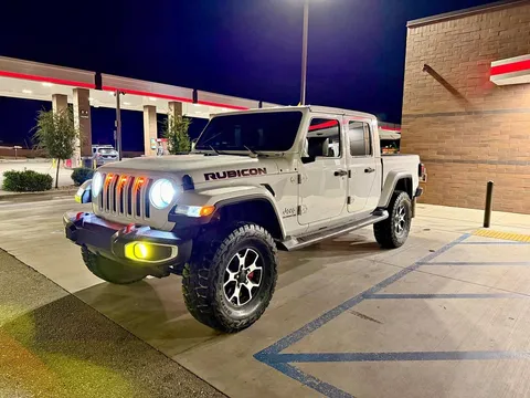 2021 Jeep Gladiator Overland Pickup 4D 5 ft
