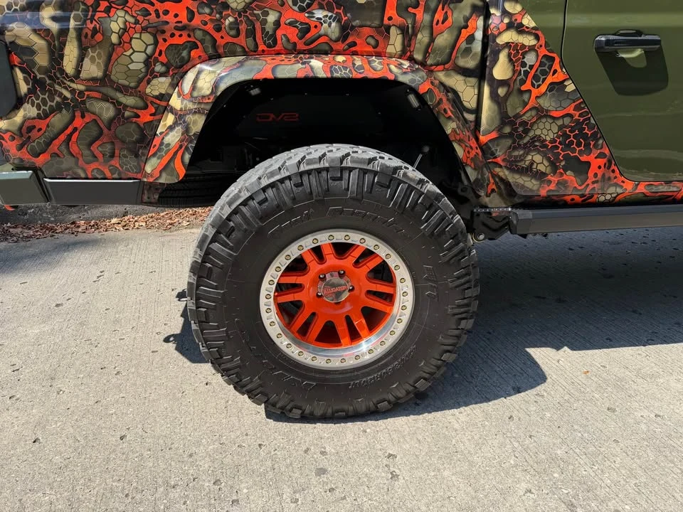 2021 Jeep JT Gladiator - Image 10 of 16