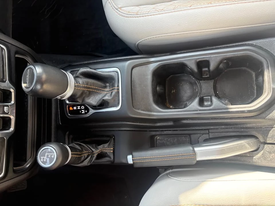 2021 Jeep JT Gladiator - Image 15 of 17