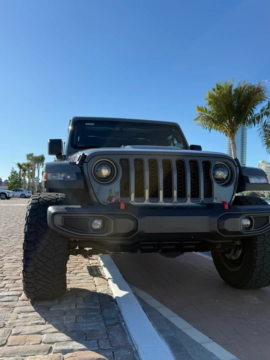 2021 Jeep JT Gladiator - Image 2 of 19