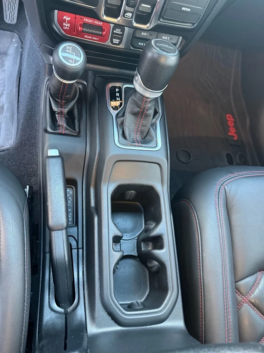 2021 Jeep JT Gladiator - Image 13 of 19