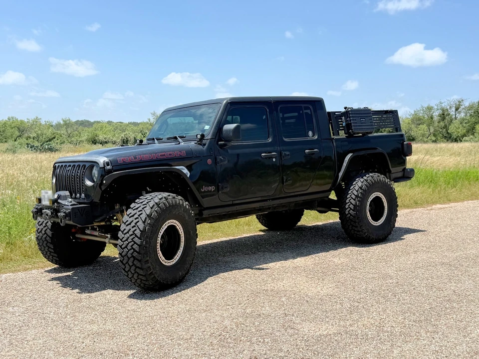 2021 Jeep JT Gladiator - Image 2 of 24