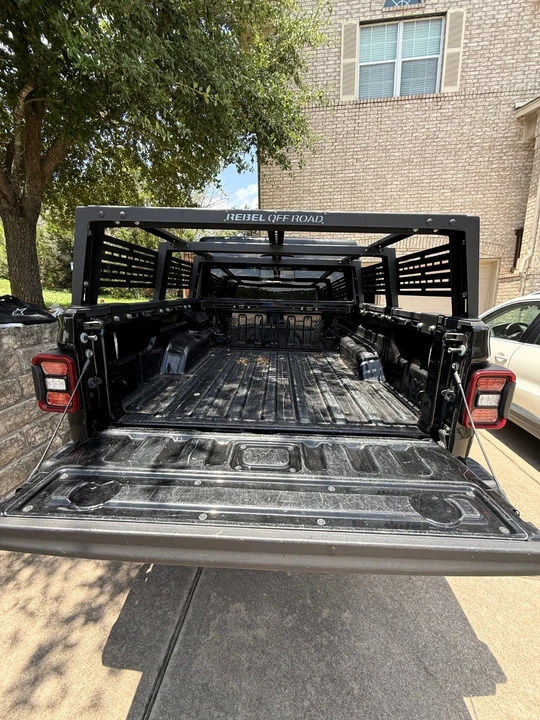 2021 Jeep JT Gladiator - Image 23 of 24