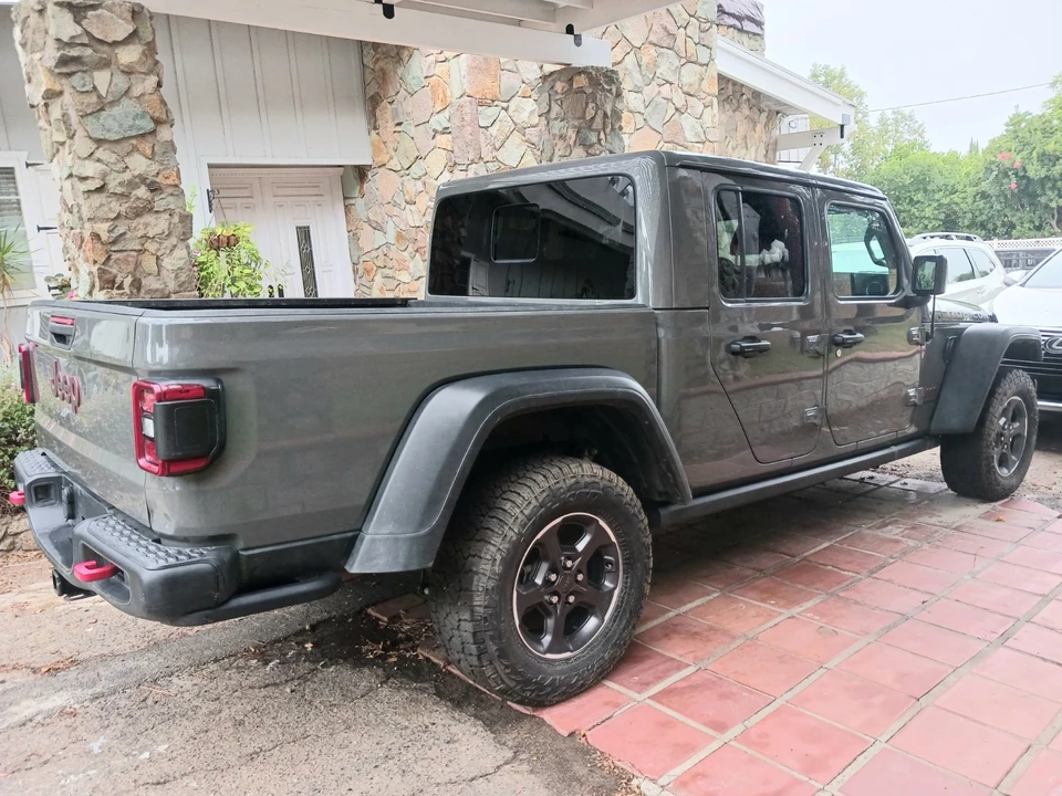 2021 Jeep JT Gladiator - Image 5 of 30