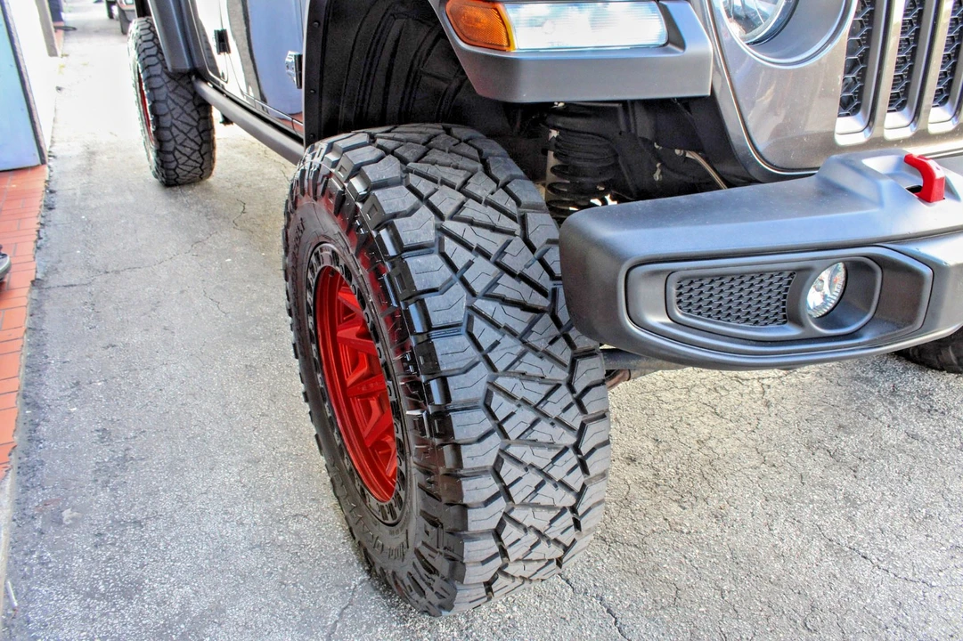 2021 Jeep JT Gladiator - Image 14 of 21