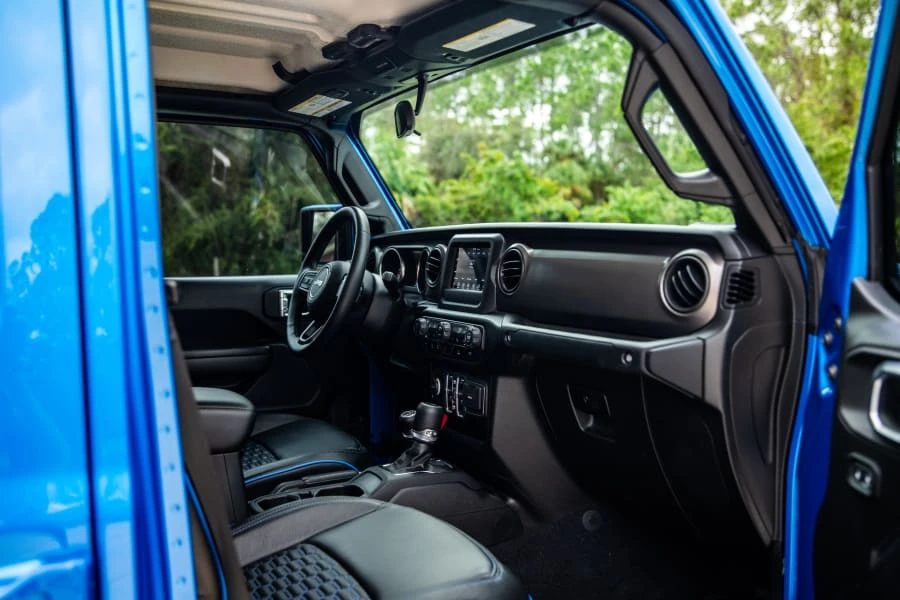 2021 Jeep JT Gladiator - Image 14 of 31