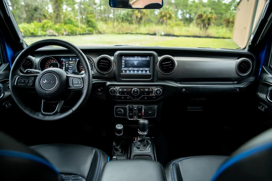 2021 Jeep JT Gladiator - Image 18 of 31