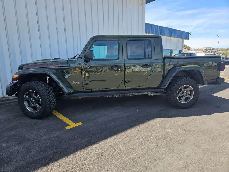 2021 Jeep JT Gladiator - Image 2 of 10