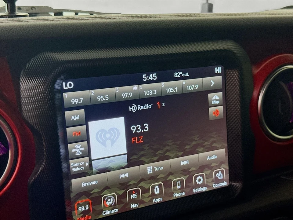2021 Jeep JT Gladiator - Image 15 of 21