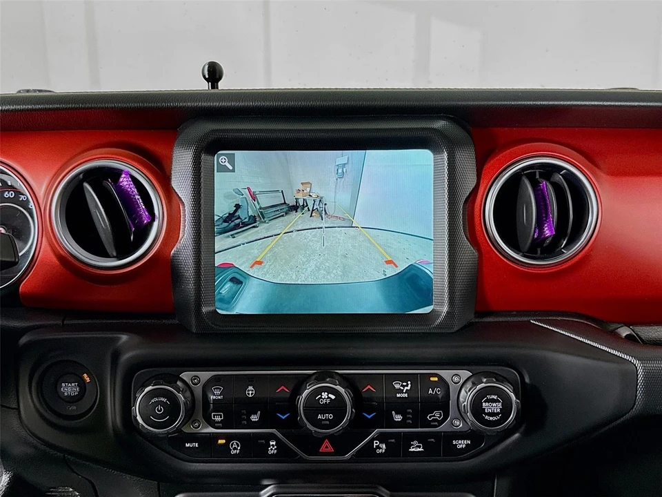 2021 Jeep JT Gladiator - Image 14 of 21