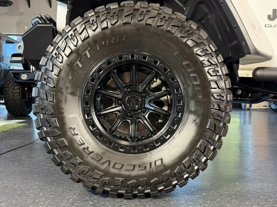 2021 Jeep JT Gladiator - Image 24 of 31