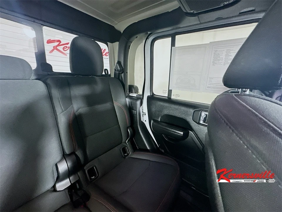 2021 Jeep JT Gladiator - Image 14 of 21