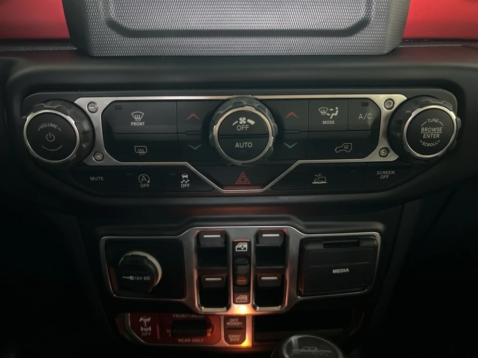2021 Jeep JT Gladiator - Image 15 of 21