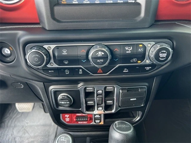 2021 Jeep JT Gladiator - Image 17 of 21
