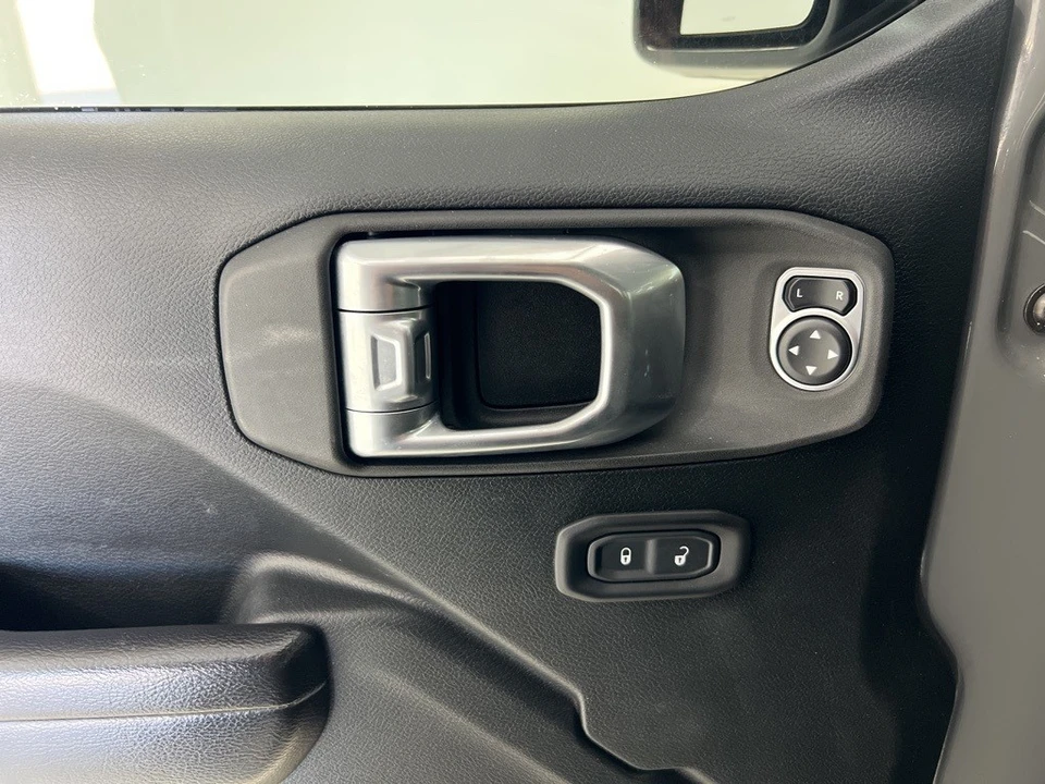 2021 Jeep JT Gladiator - Image 19 of 21