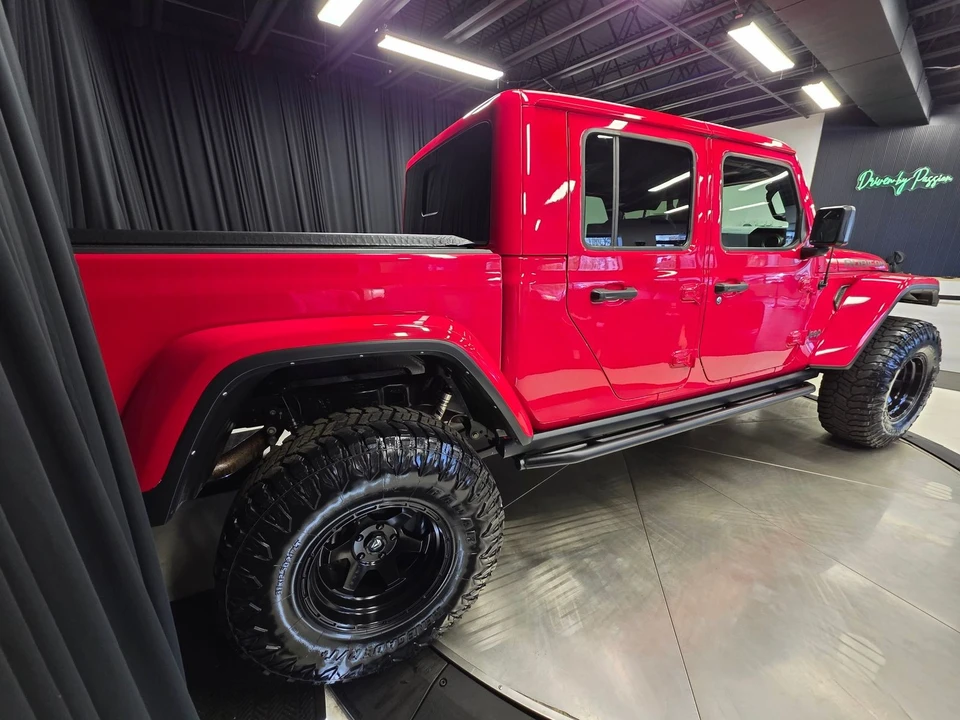 2021 Jeep JT Gladiator - Image 13 of 21