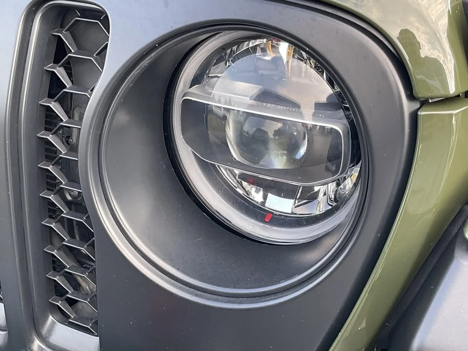 2021 Jeep JT Gladiator - Image 11 of 19