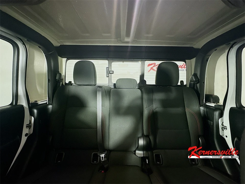 2021 Jeep JT Gladiator - Image 13 of 21