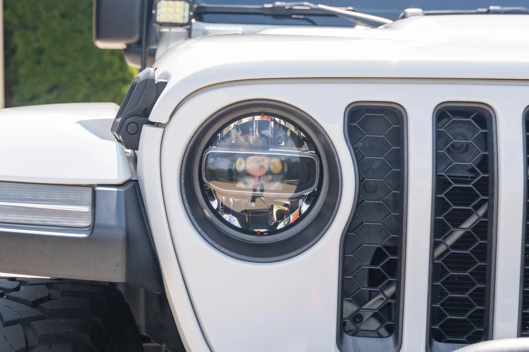 2021 Jeep JT Gladiator - Image 11 of 31
