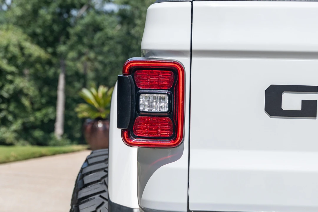 2021 Jeep JT Gladiator - Image 28 of 31