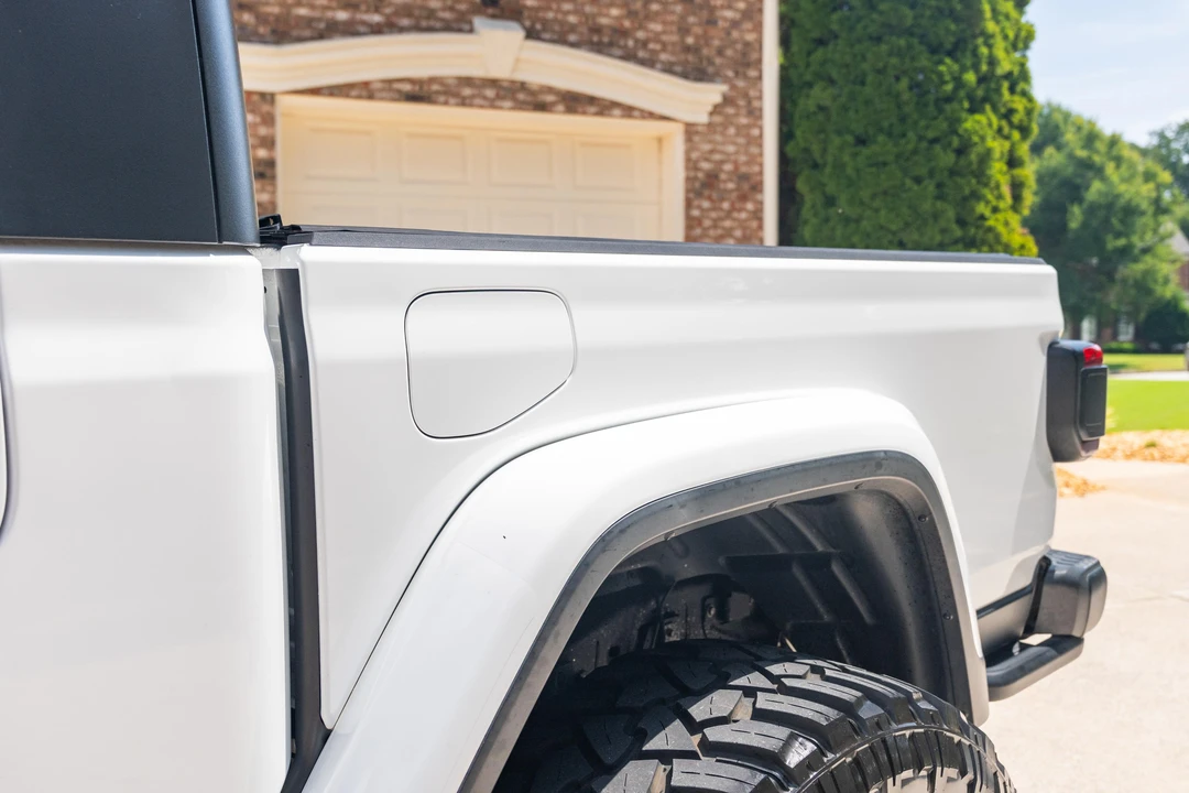 2021 Jeep JT Gladiator - Image 26 of 31