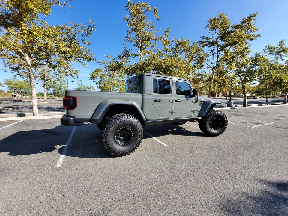 2021 Jeep JT Gladiator - Image 27 of 31