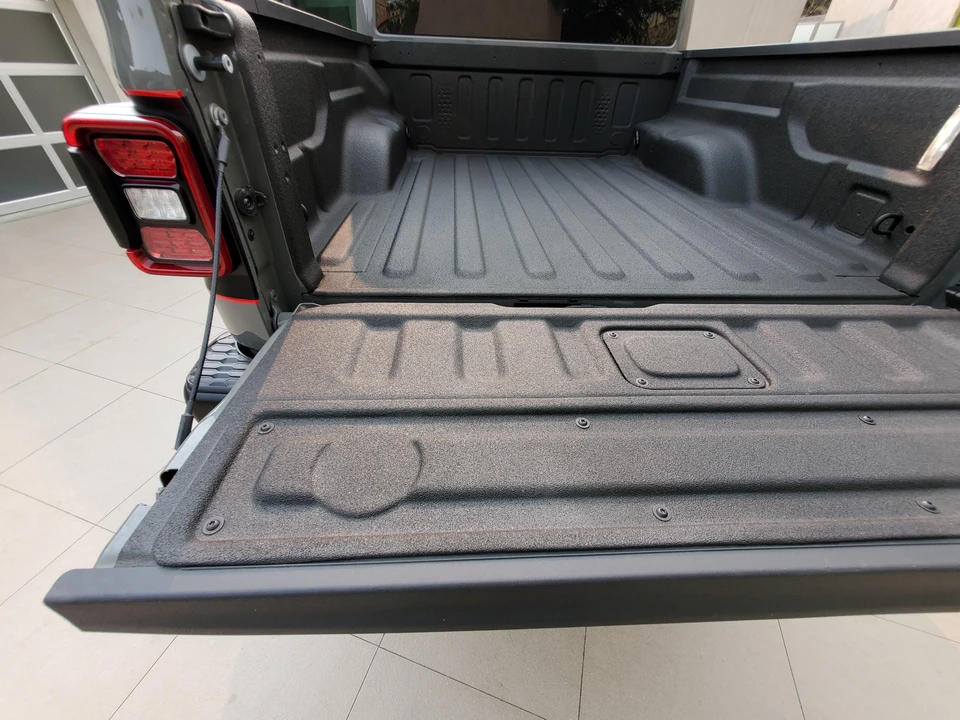 2021 Jeep JT Gladiator - Image 23 of 31