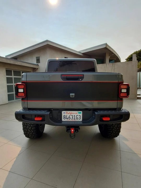 2021 Jeep JT Gladiator - Image 16 of 31