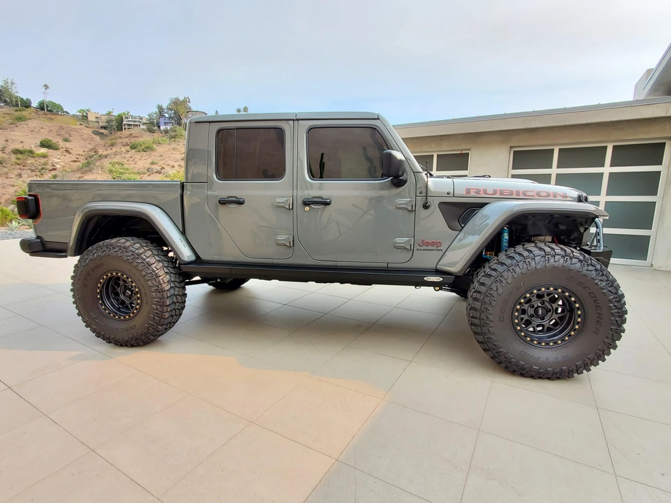 2021 Jeep JT Gladiator - Image 29 of 31