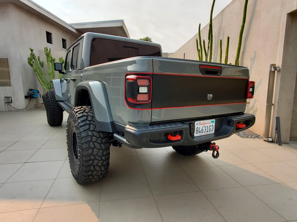2021 Jeep JT Gladiator - Image 15 of 31