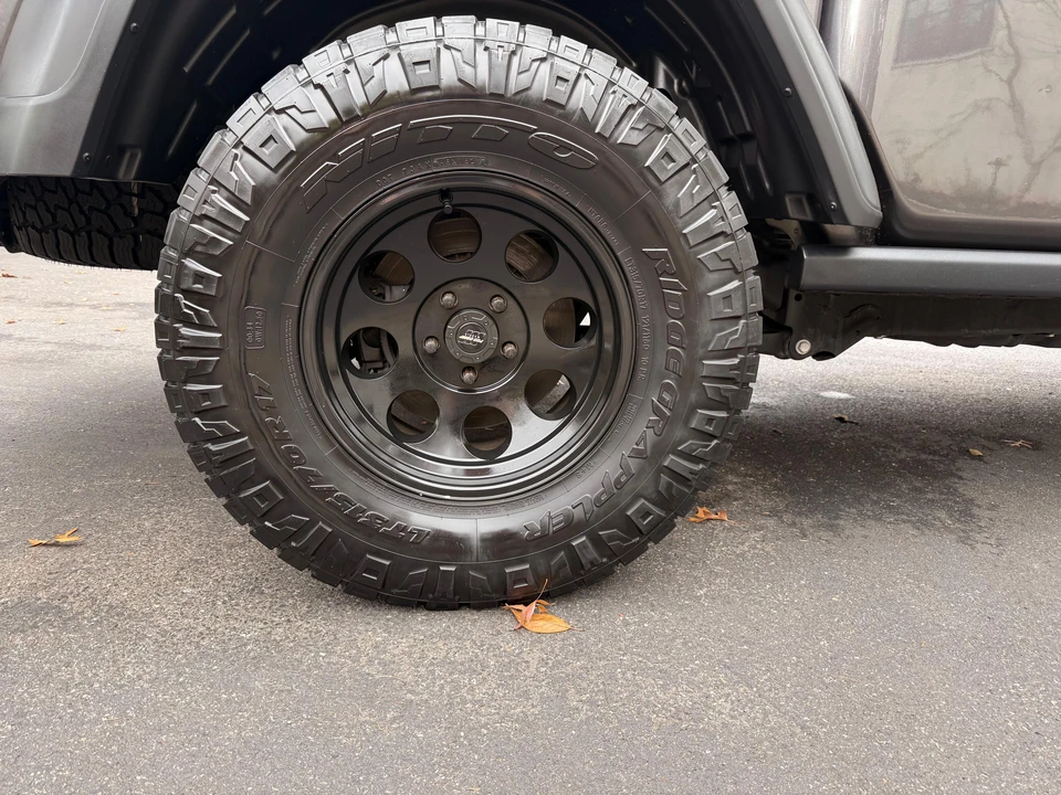 2021 Jeep JT Gladiator - Image 18 of 31