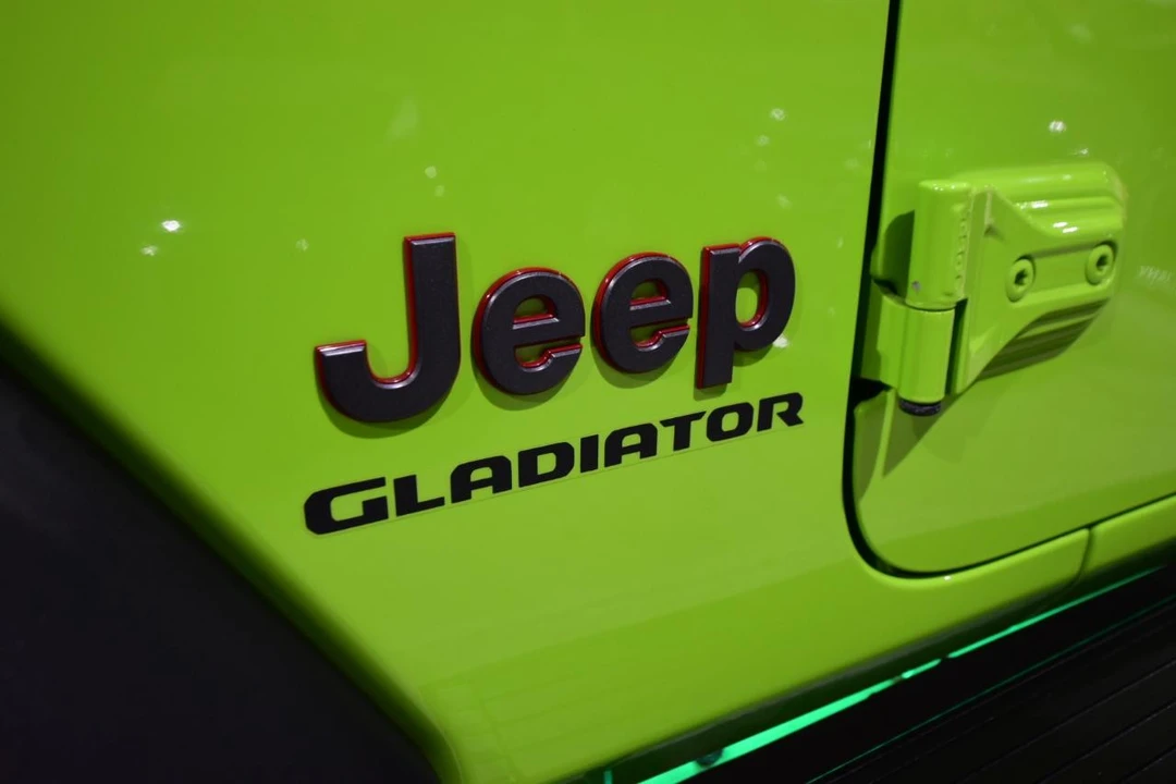 2021 Jeep JT Gladiator - Image 11 of 21