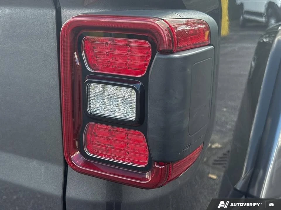 2021 Jeep JT Gladiator - Image 16 of 16