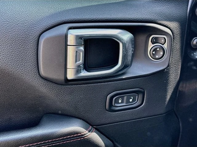2021 Jeep JT Gladiator - Image 17 of 20
