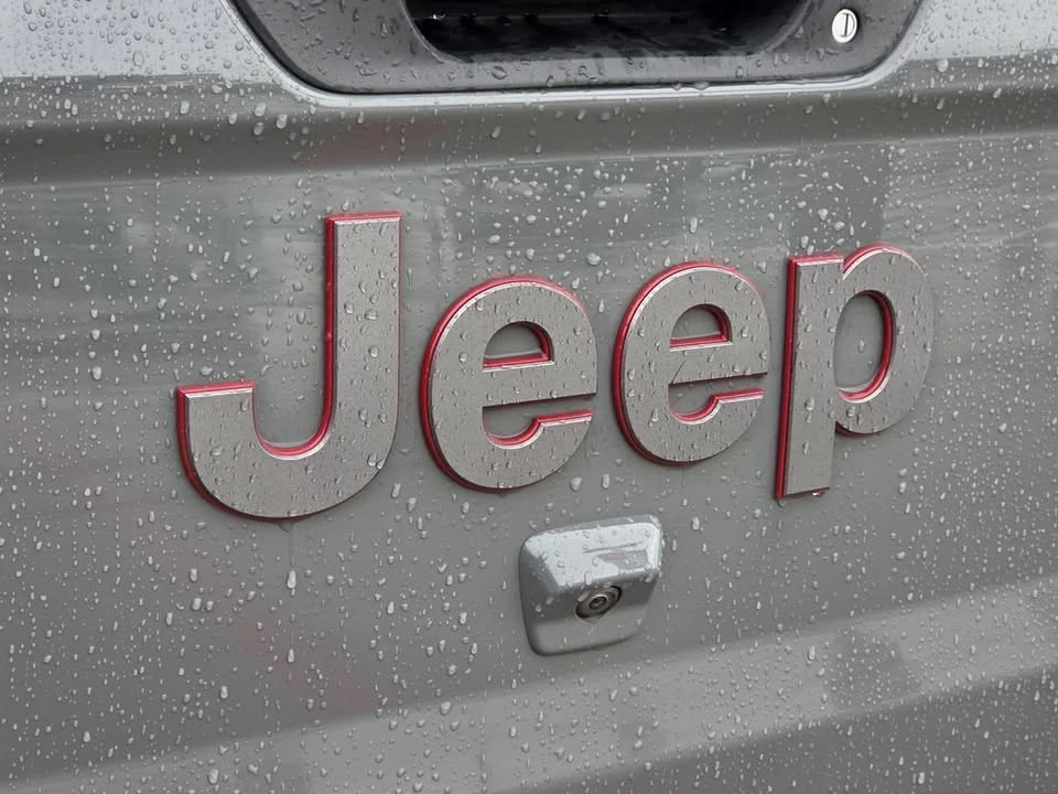 2021 Jeep JT Gladiator - Image 8 of 10