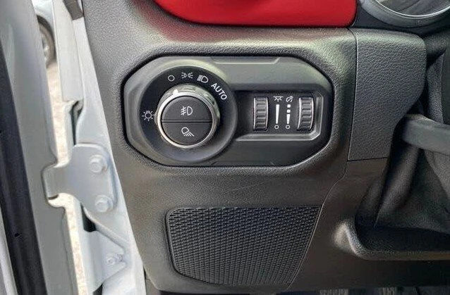 2021 Jeep JT Gladiator - Image 18 of 20