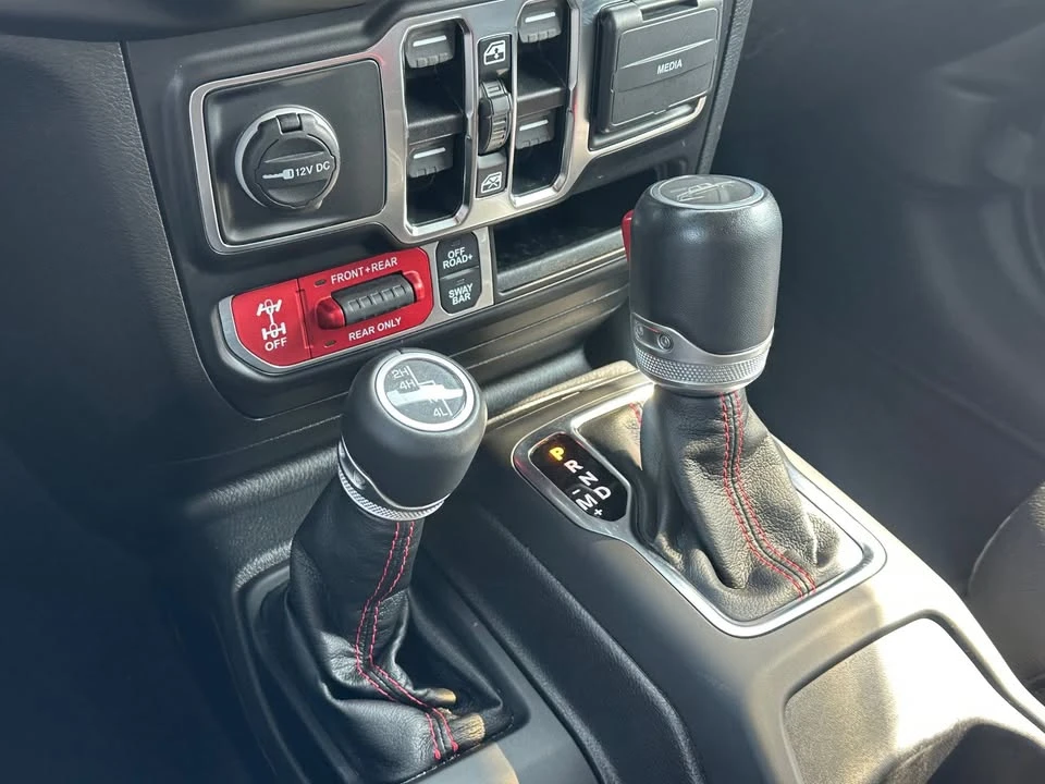 2021 Jeep JT Gladiator - Image 17 of 20