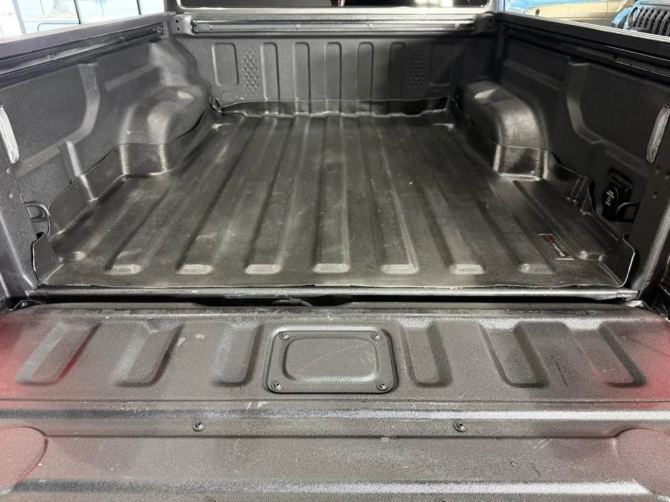 2021 Jeep JT Gladiator - Image 11 of 30