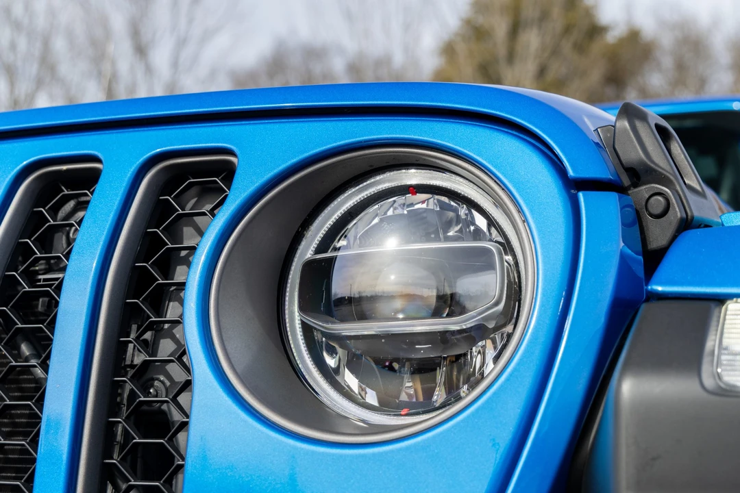 2021 Jeep JT Gladiator - Image 17 of 31
