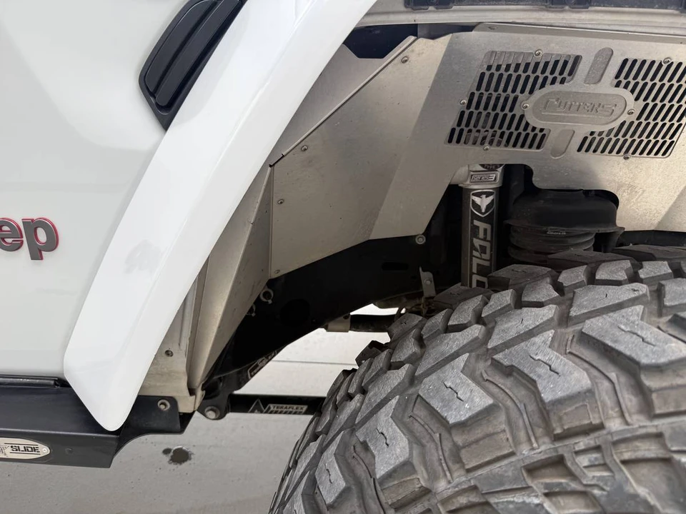 2021 Jeep JT Gladiator - Image 14 of 21