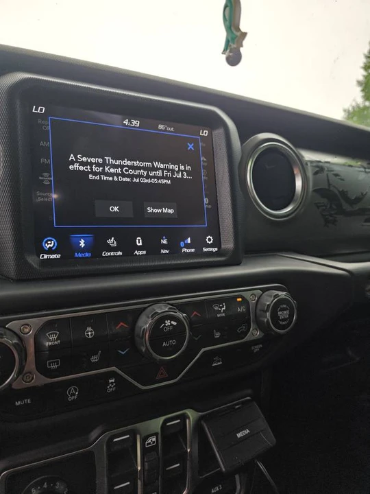 2021 Jeep JT Gladiator - Image 14 of 19