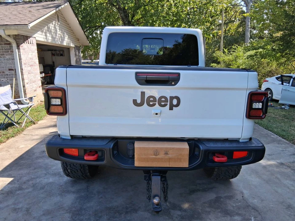 2021 Jeep JT Gladiator - Image 9 of 24