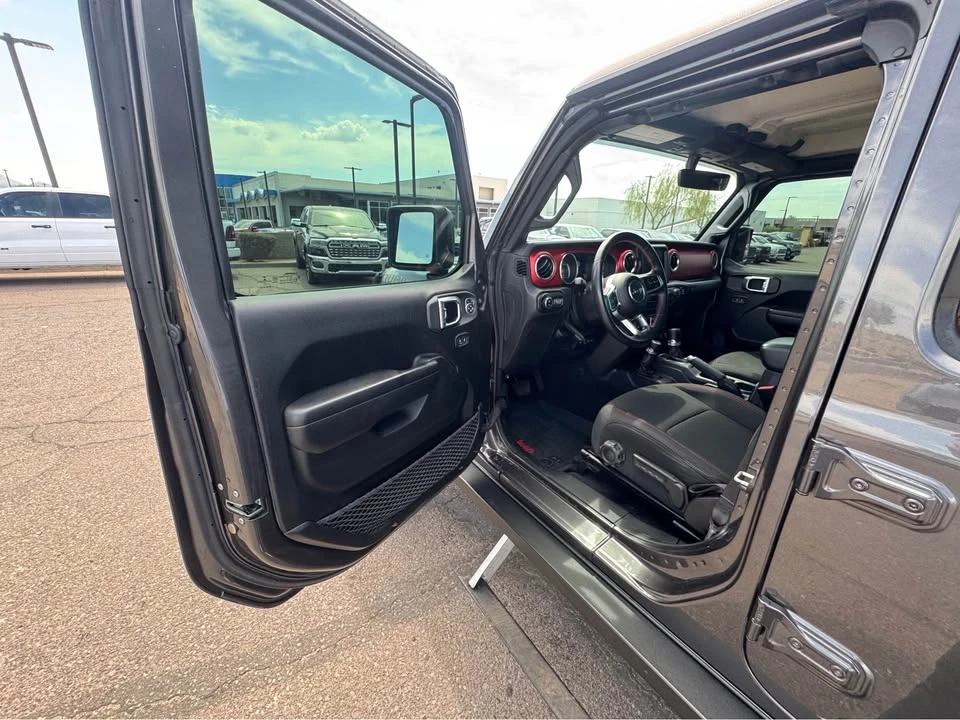2021 Jeep JT Gladiator - Image 9 of 11