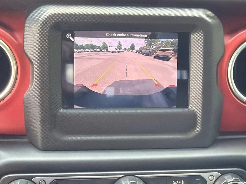 2021 Jeep JT Gladiator - Image 14 of 19