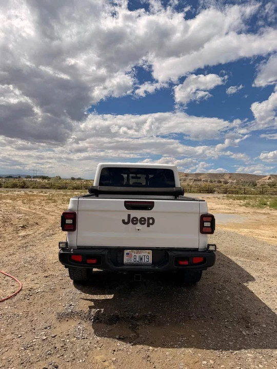 2021 Jeep JT Gladiator - Image 5 of 17