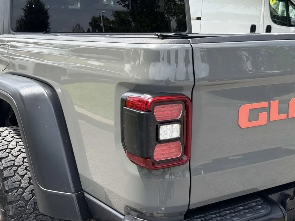 2021 Jeep JT Gladiator - Image 3 of 19