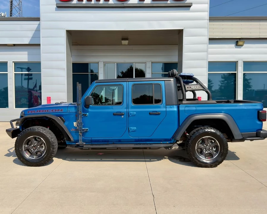 2021 Jeep JT Gladiator - Image 2 of 4